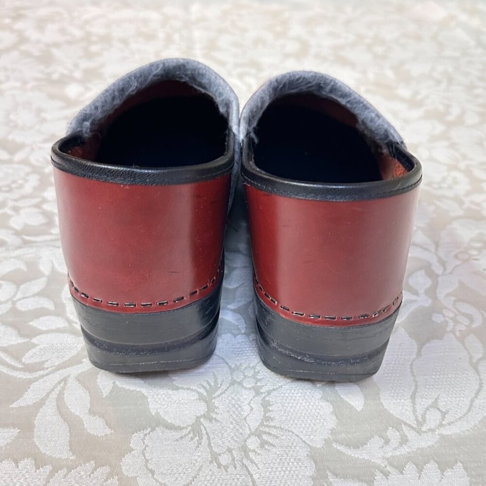 Dansko Red Clogs - Picture 4 of 8